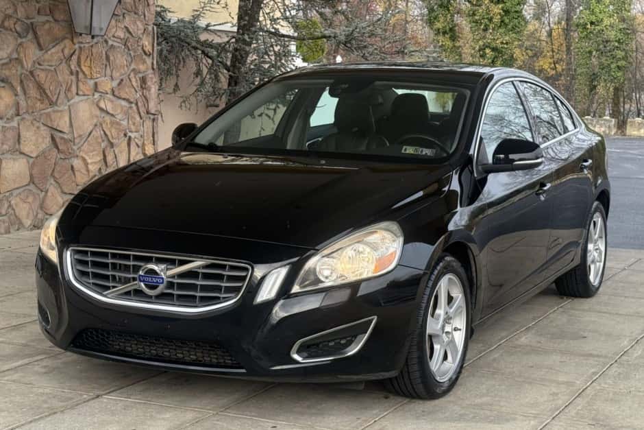 2013 Volvo S60 sold for $6,600