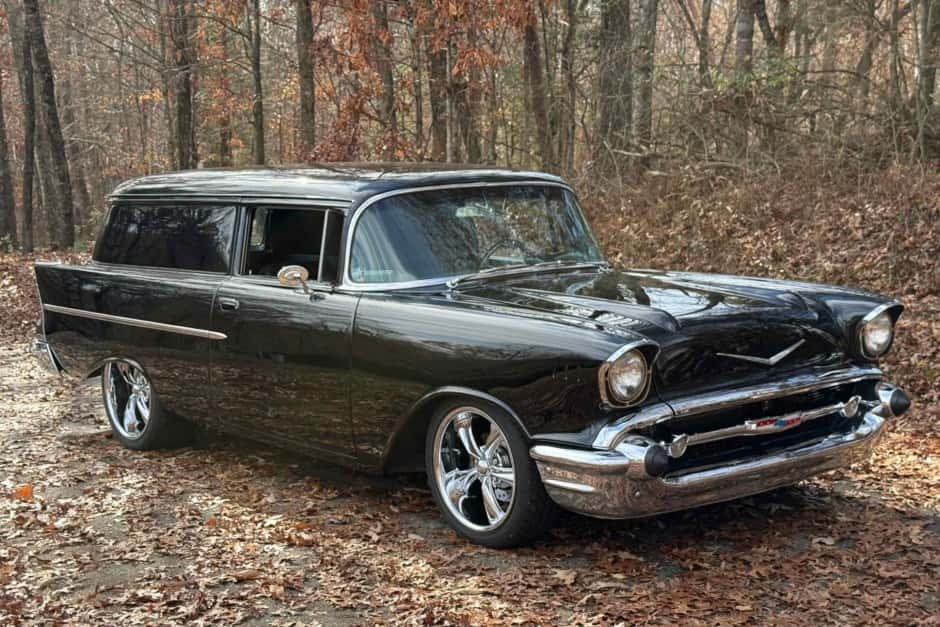 1957 Chevrolet Tri-5 sold for $32,750