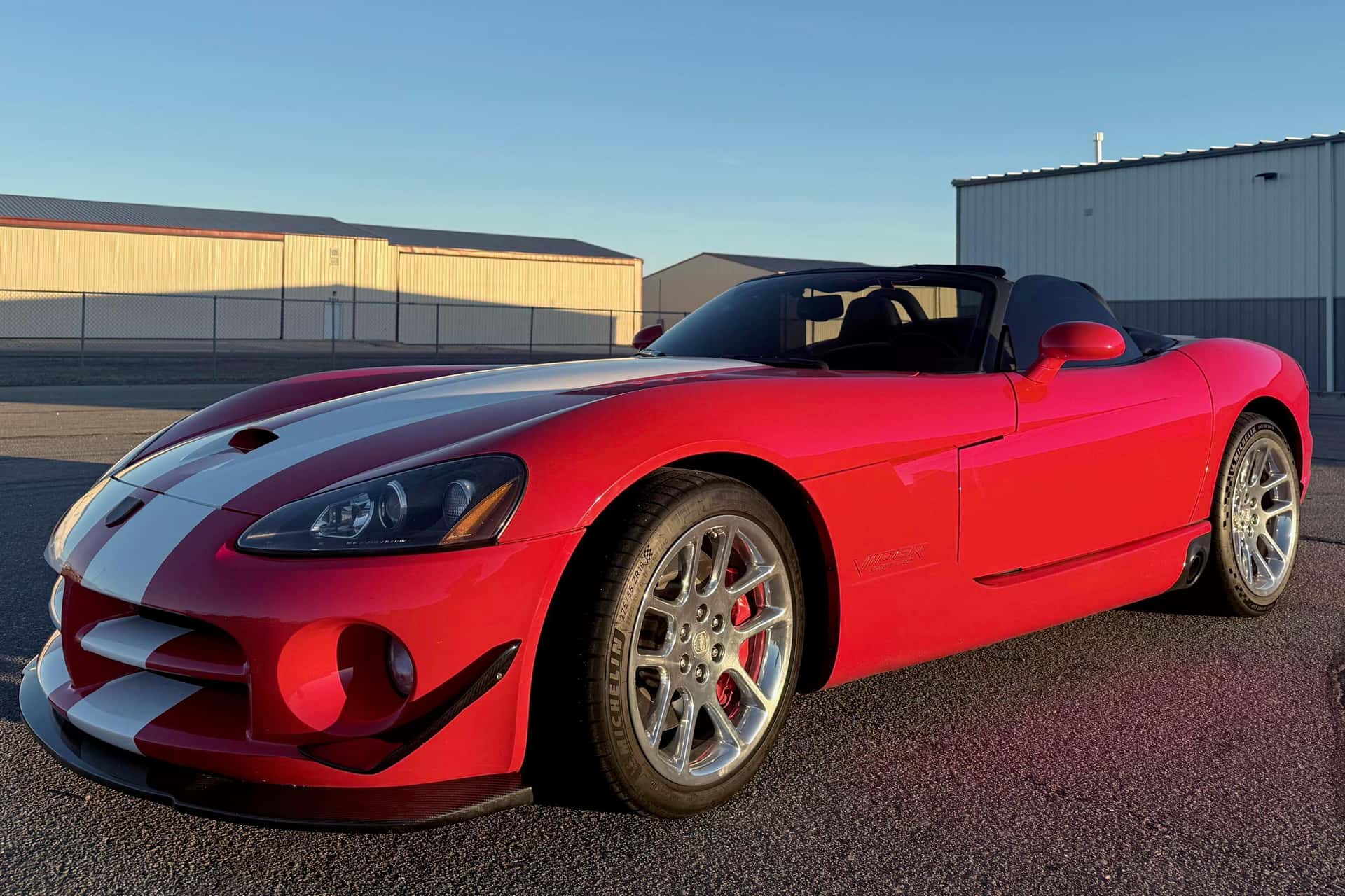 2005 Dodge Viper sold for $41,000