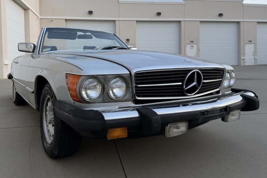 1981 Mercedes-Benz R107 SL sold for $7,250