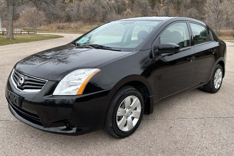 2010 Nissan  sold for $4,600