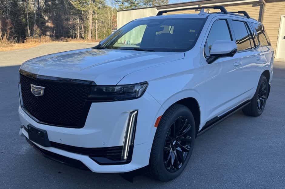 2024 Cadillac Escalade T1XL (2021-) sold for $76,501
