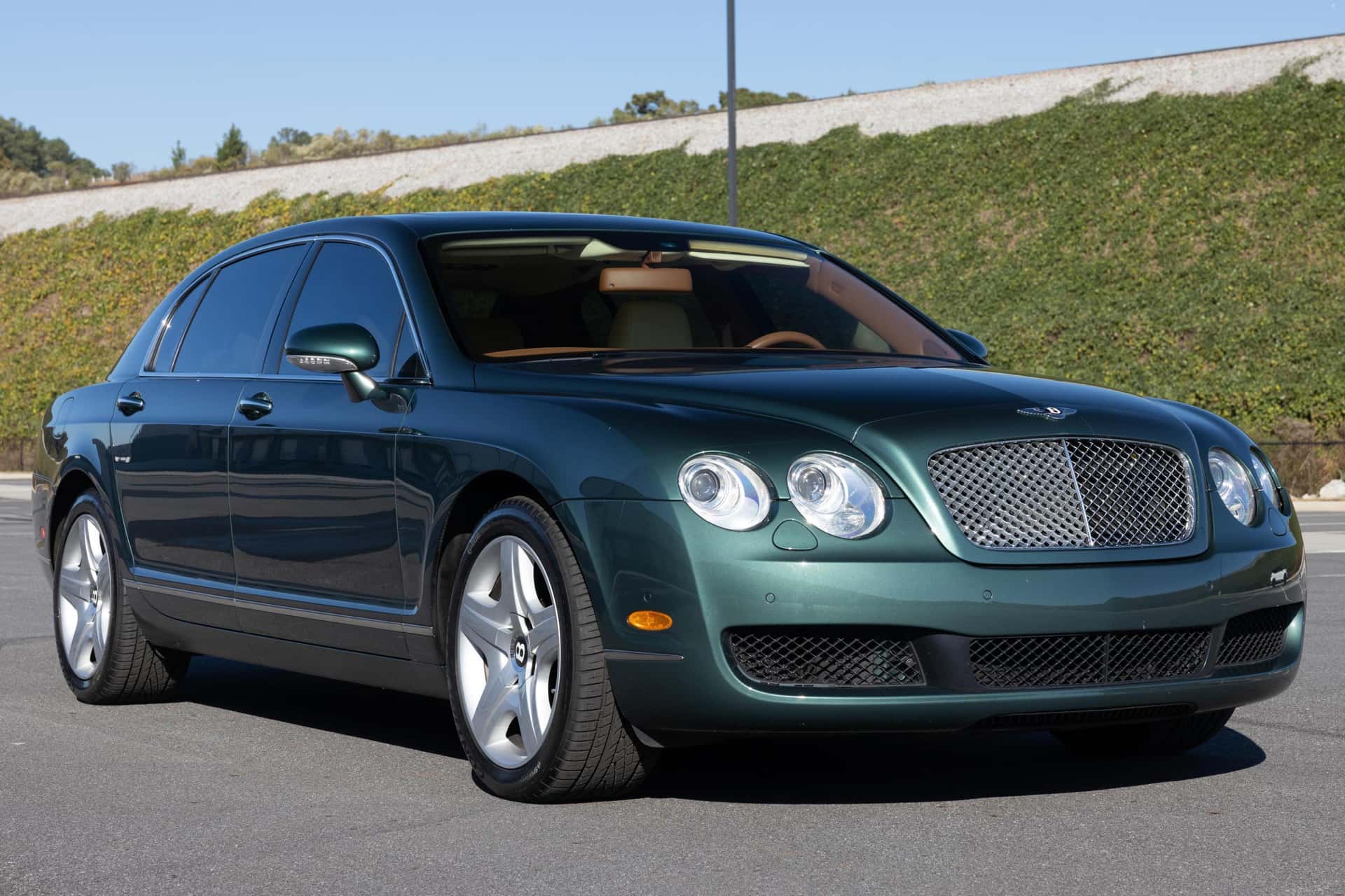 2006 Bentley Flying Spur sold for $16,000
