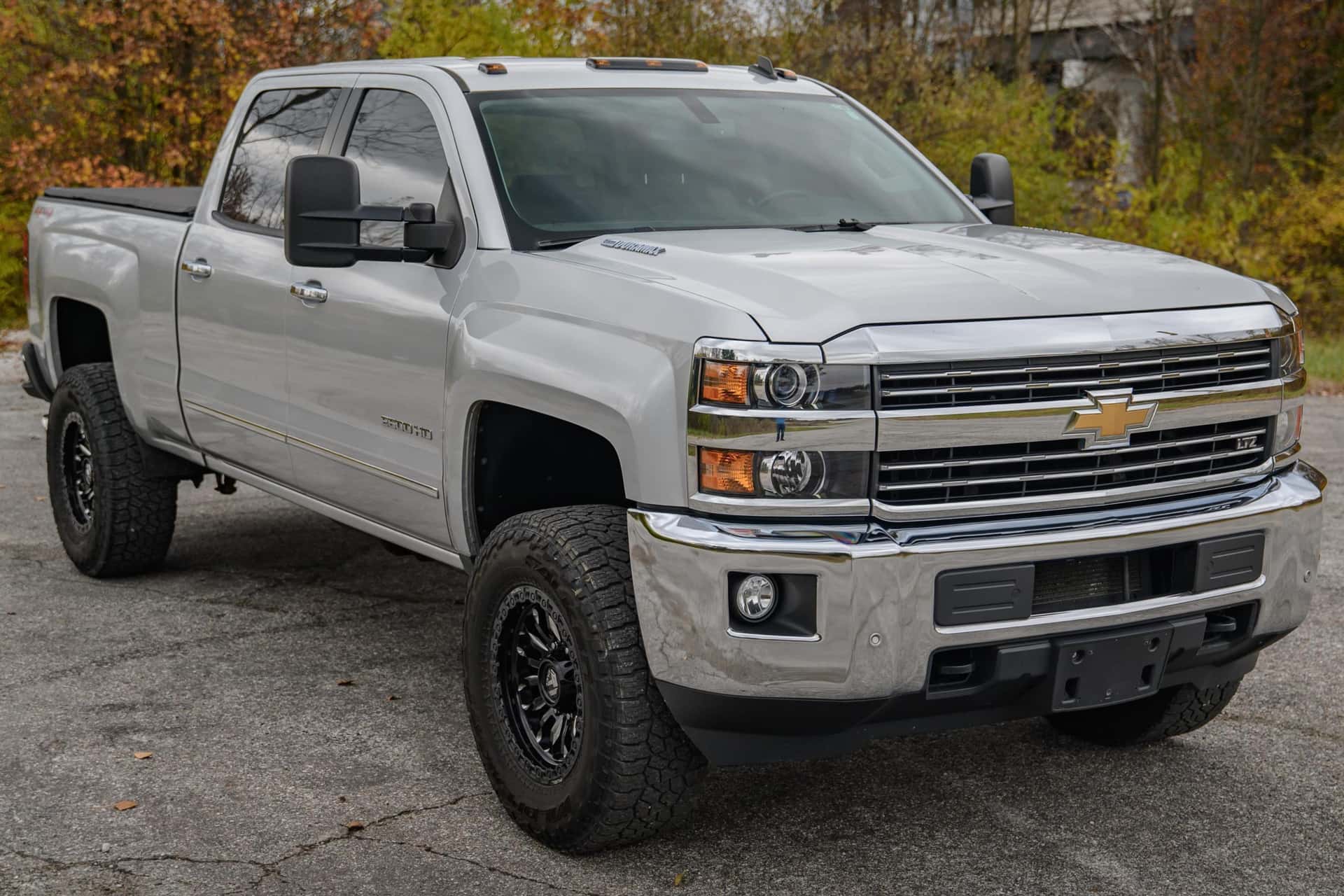 2015 Chevrolet Silverado sold for $33,500