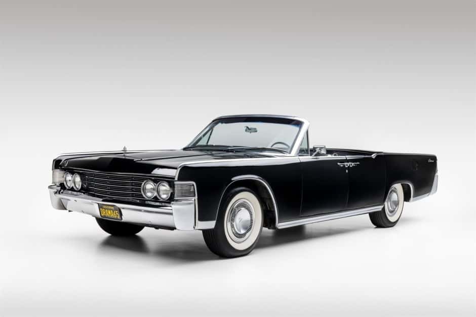 1965 Lincoln Continental (1961-1969) sold for $71,000