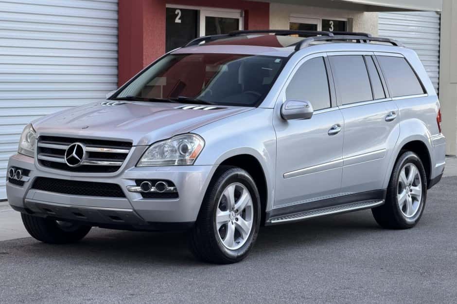 2010 Mercedes-Benz GL & GLS-Class sold for $8,600