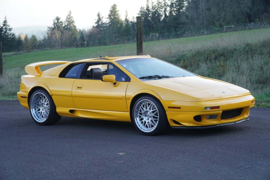 2001 Lotus Esprit sold for $38,750