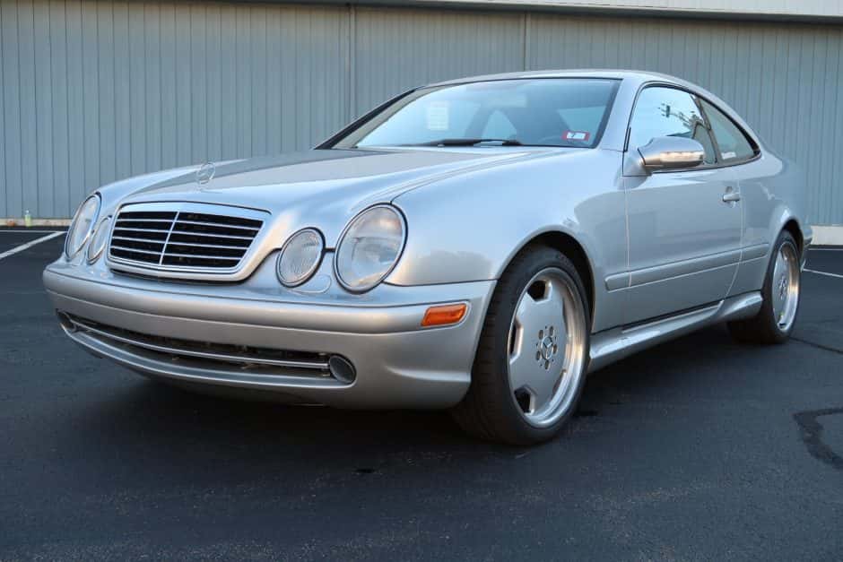2001 Mercedes-Benz CLK-Class sold for $13,586