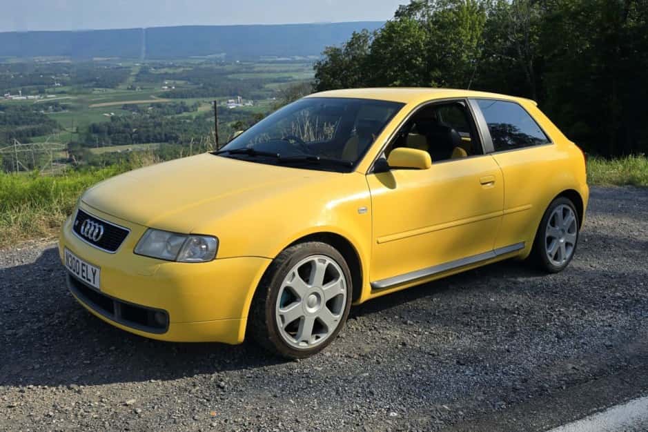 2000 Audi  sold for $10,470