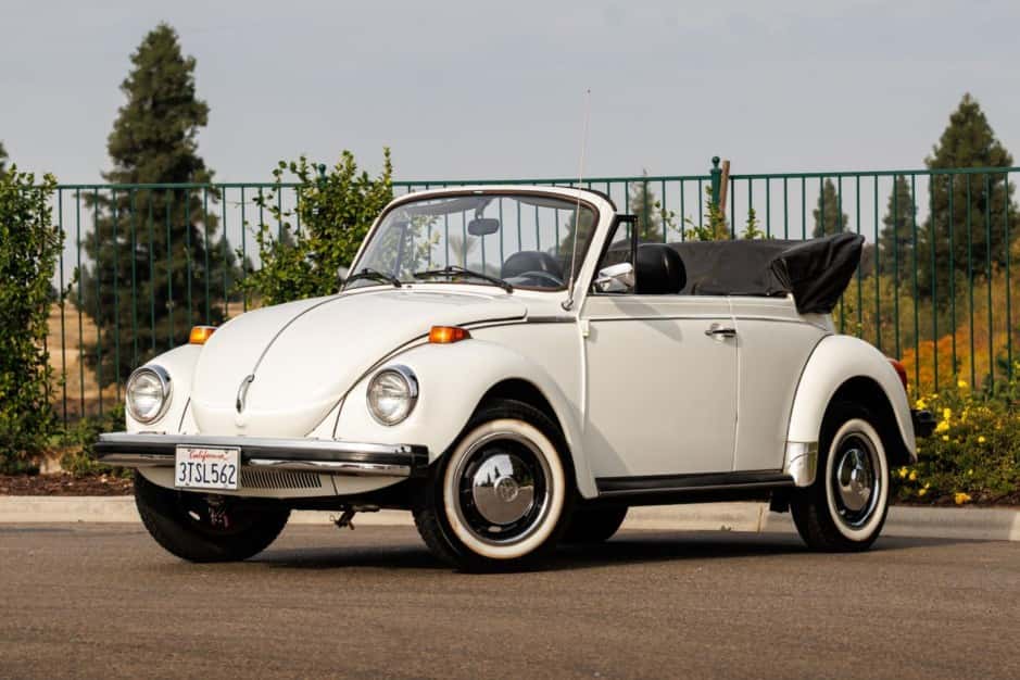 1978 Volkswagen Super Beetle sold for $10,000