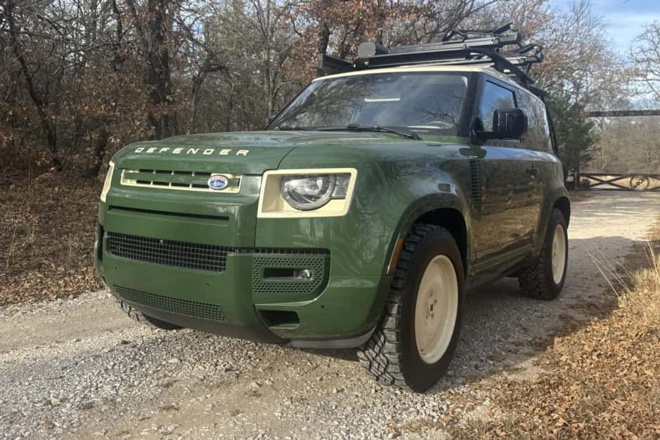 2021 Land Rover Defender L663 sold for $57,500