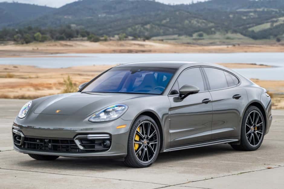 2022 Porsche Panamera sold for $110,000