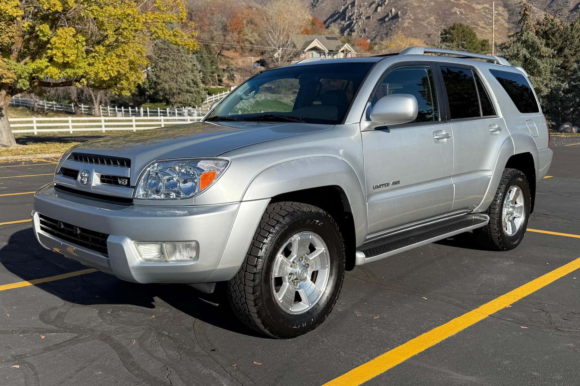 2003 Toyota 4Runner sold for $8,888