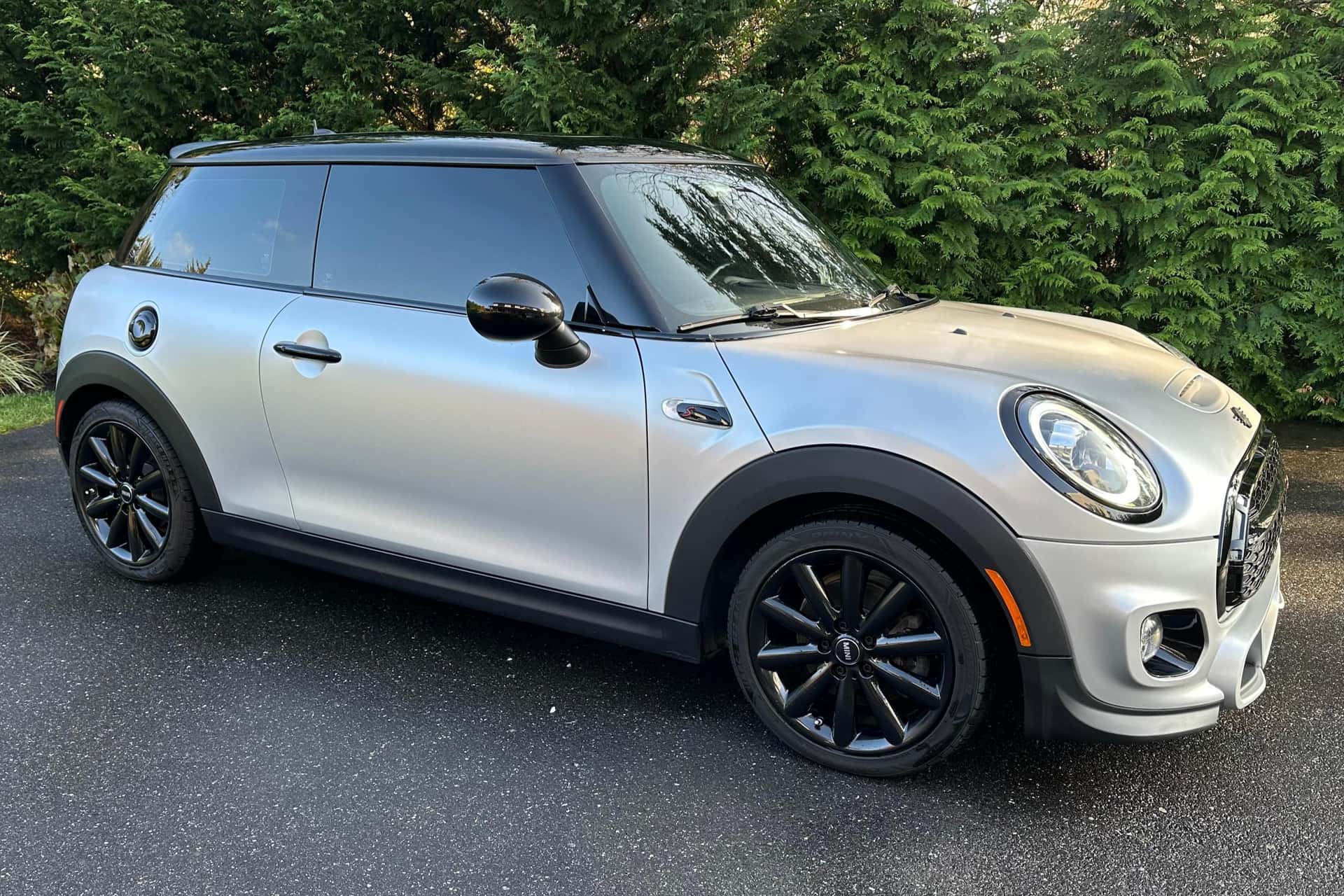 2019 MINI Cooper sold for $16,200