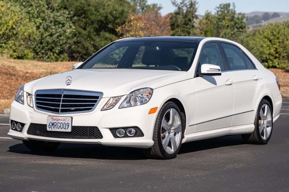2010 Mercedes-Benz W212 E-Class sold for $15,750