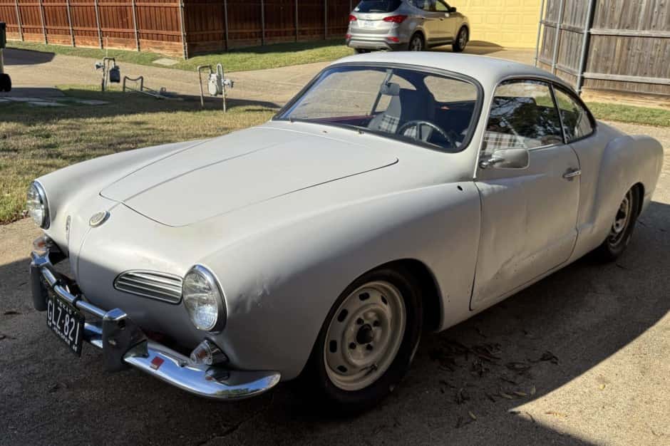 1968 Volkswagen Karmann Ghia sold for $4,351