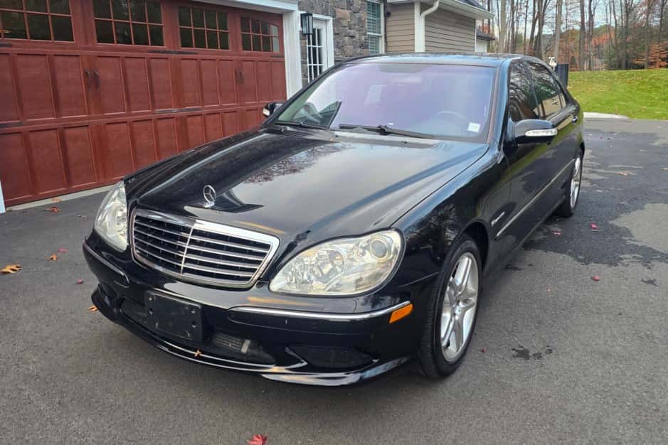 2003 Mercedes-Benz W220 S-Class sold for $7,500