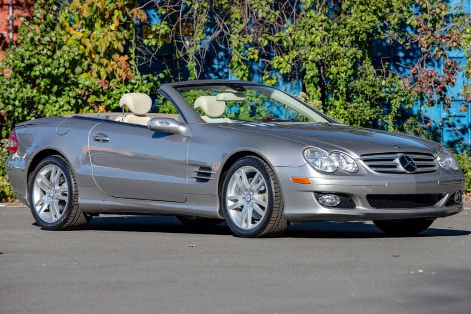 2008 Mercedes-Benz R230 SL sold for $23,333