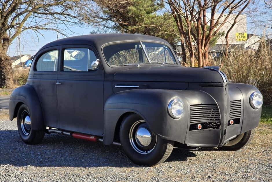 1940 Plymouth Deluxe/Special Deluxe sold for $7,000