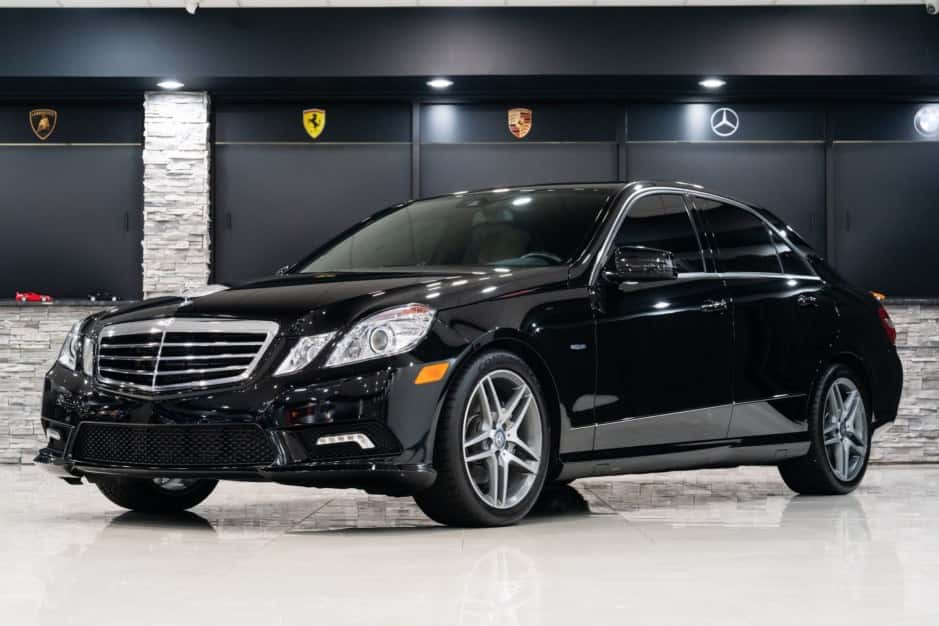 2011 Mercedes-Benz W212 E-Class sold for $30,500
