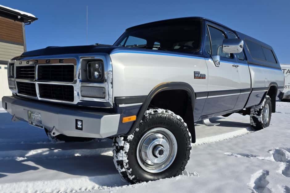 1993 Dodge Ram (1981-1993) sold for $25,250