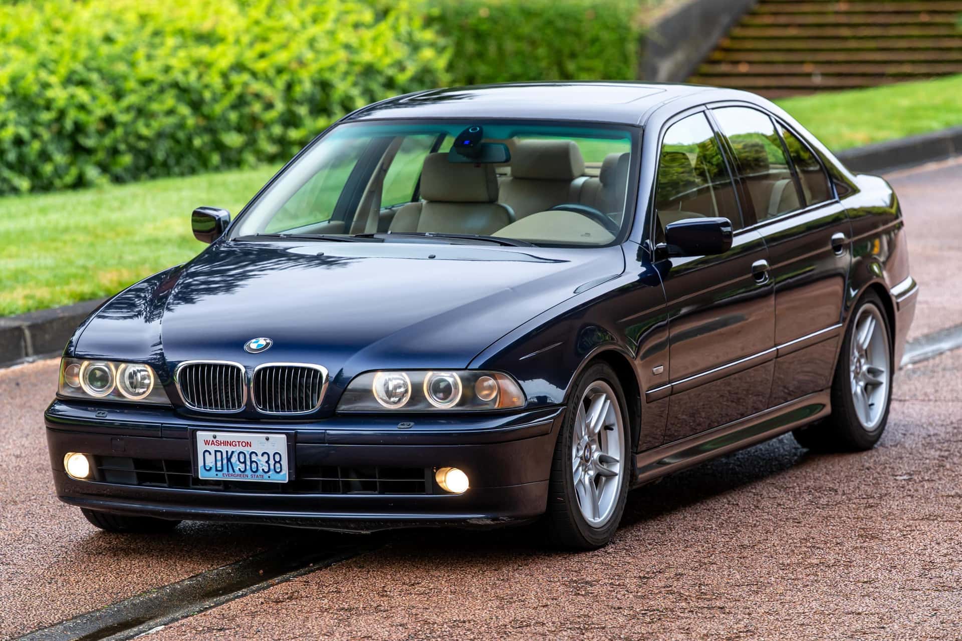 2001 BMW 5 Series sold for $11,400