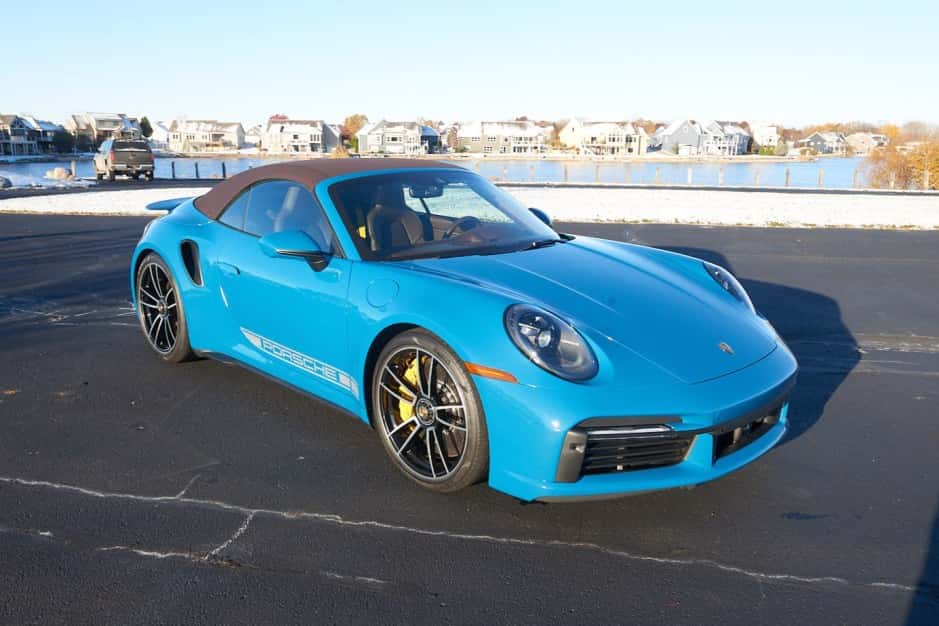 2025 Porsche 992 Turbo sold for $299,000