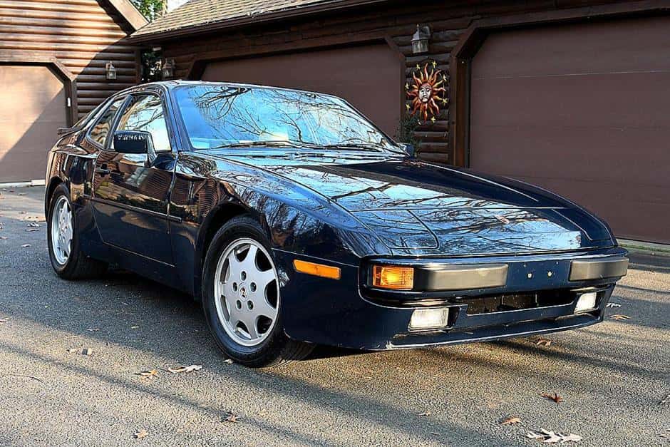 1989 Porsche 944 sold for $13,500