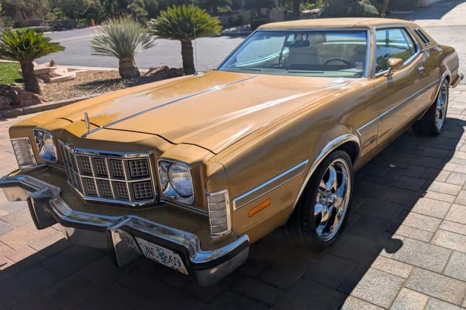 1974 Ford Torino sold for $4,850