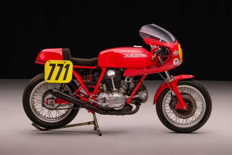 1975 Ducati 750 & 900 Super Sport (1973-1982) sold for $10,000