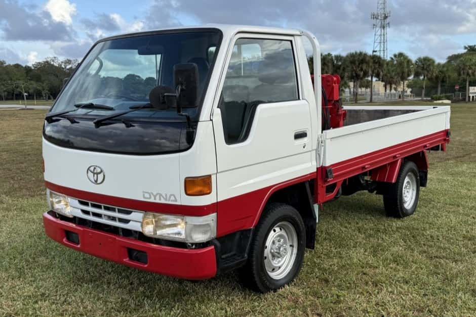 1997 Toyota Dyna sold for $10,500