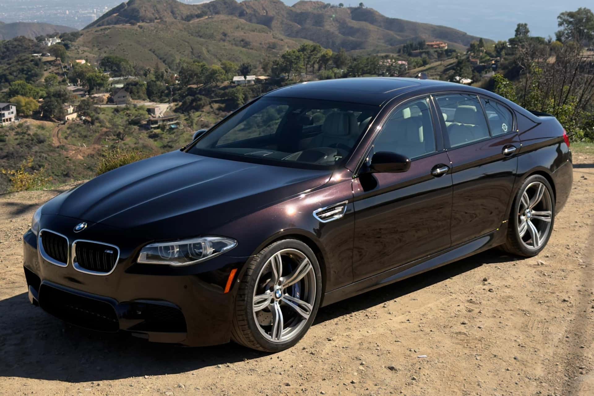 2014 BMW F10 M5 sold for $23,750