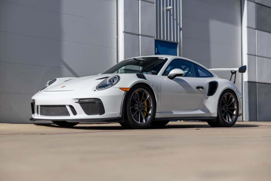 2019 Porsche 991 GT3 sold for $190,000