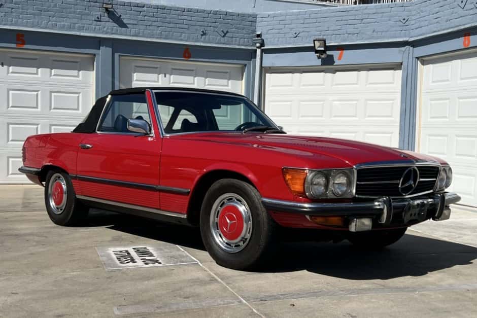 1972 Mercedes-Benz R107 SL sold for $9,000