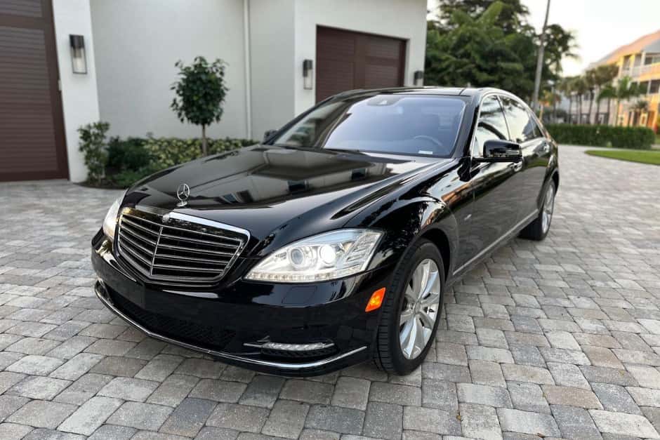 2012 Mercedes-Benz W221 S-Class sold for $12,250