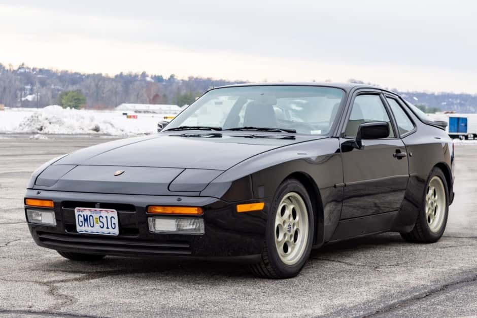 1986 Porsche 944 Turbo sold for $27,000