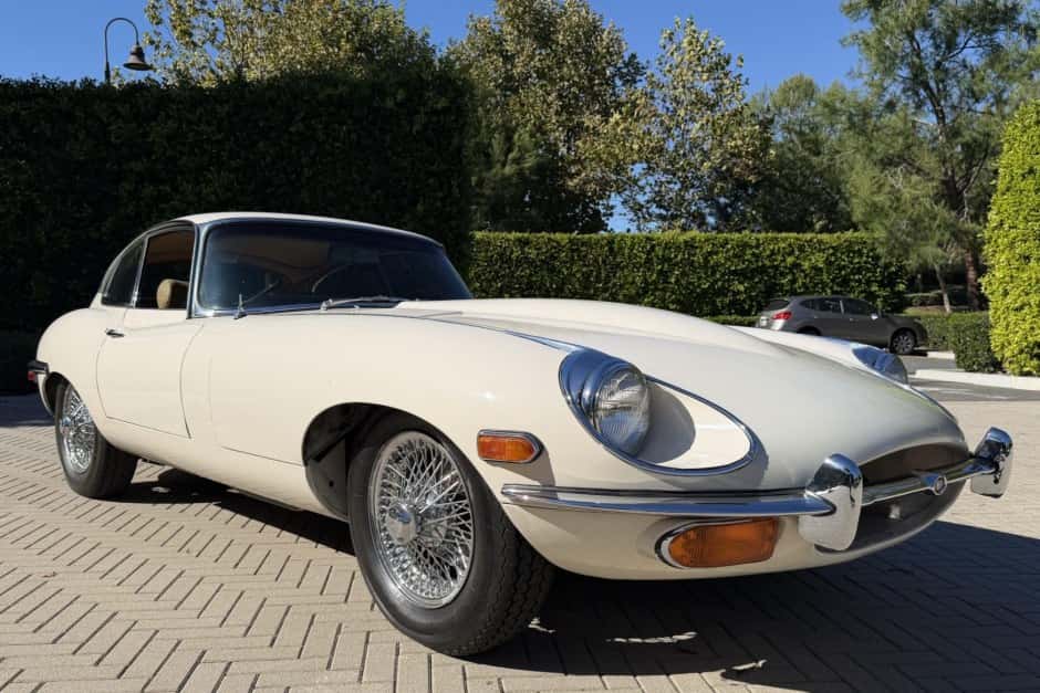 1970 Jaguar XKE Series II sold for $65,000