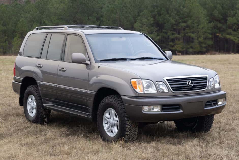 1999 Lexus LX470 sold for $50,500