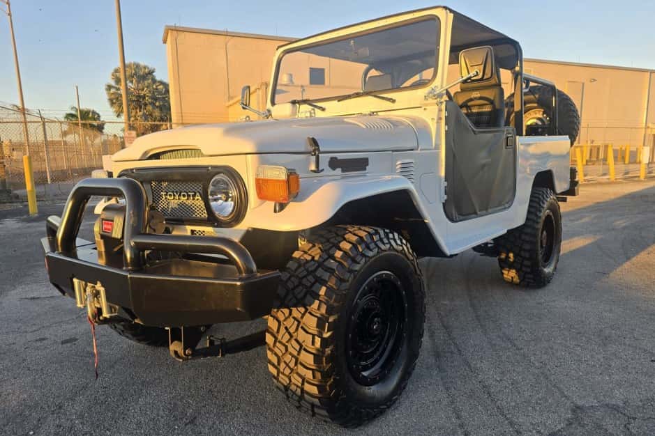 1979 Toyota Land Cruiser FJ43 sold for $33,500