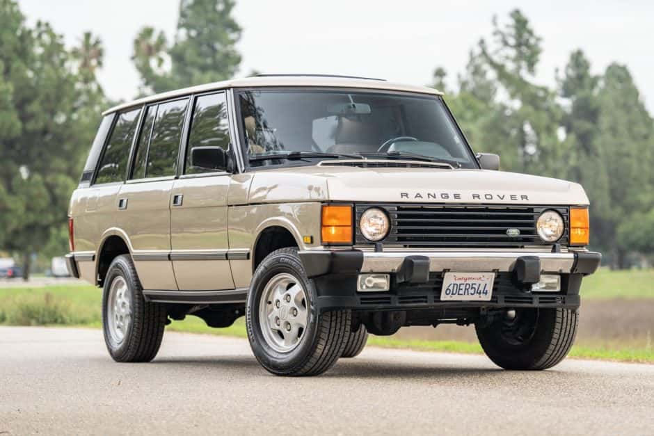 1995 Land Rover Range Rover Classic sold for $28,500
