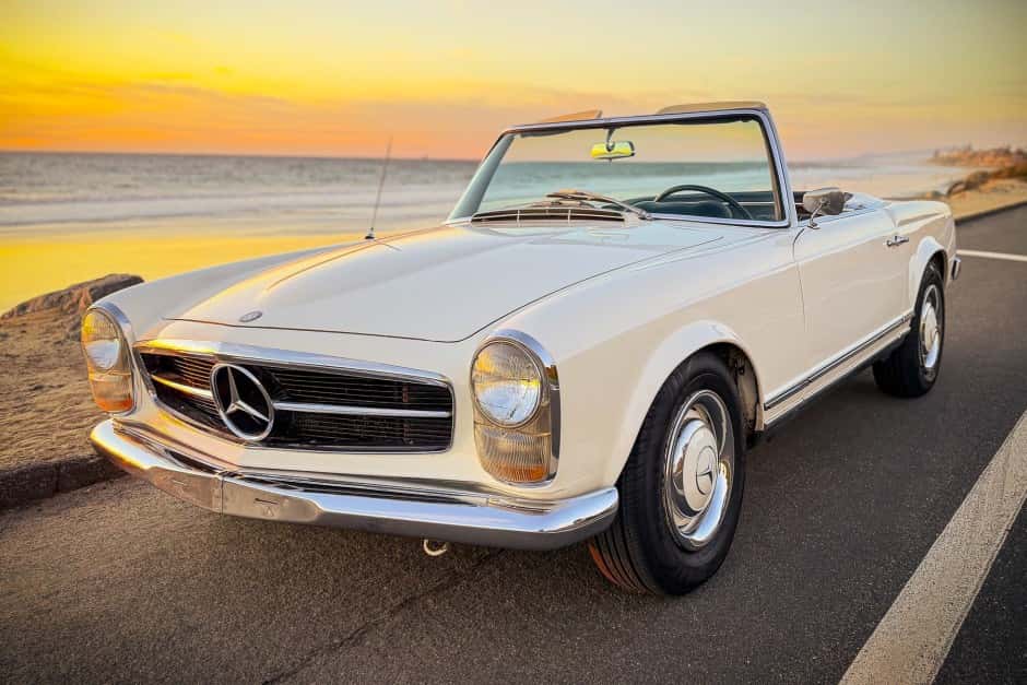 1967 Mercedes-Benz W113 SL sold for $74,000