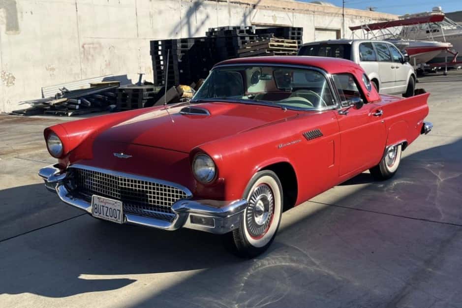 1957 Ford Thunderbird (1955-1957) sold for $13,500