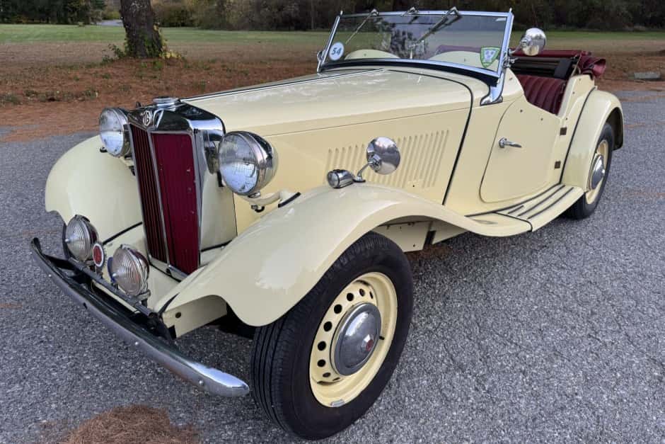 1953 MG TD sold for $10,100