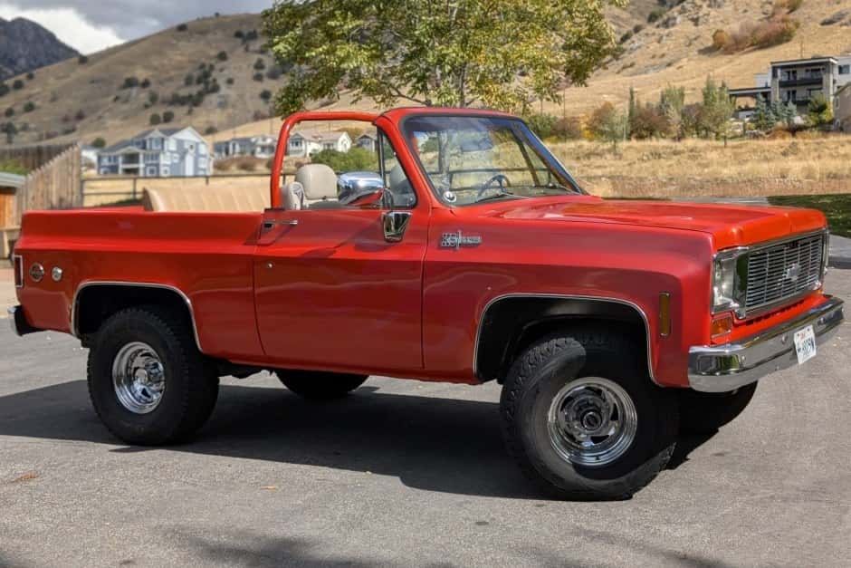 1974 Chevrolet K5 Blazer 1973-1991 sold for $22,999