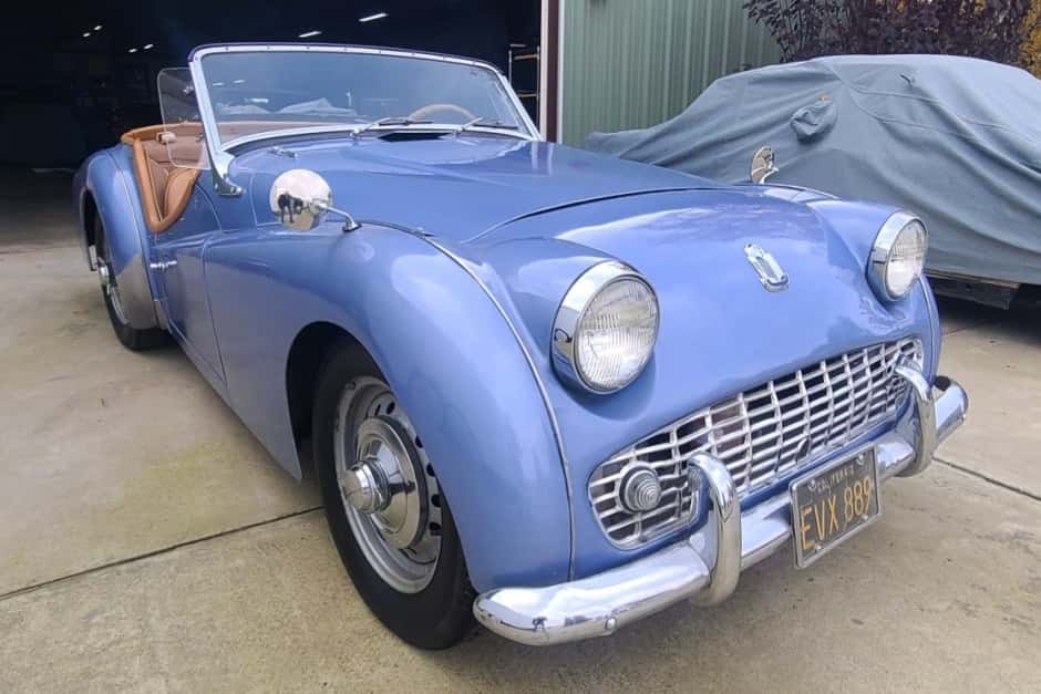 1960 Triumph TR3 sold for $12,000