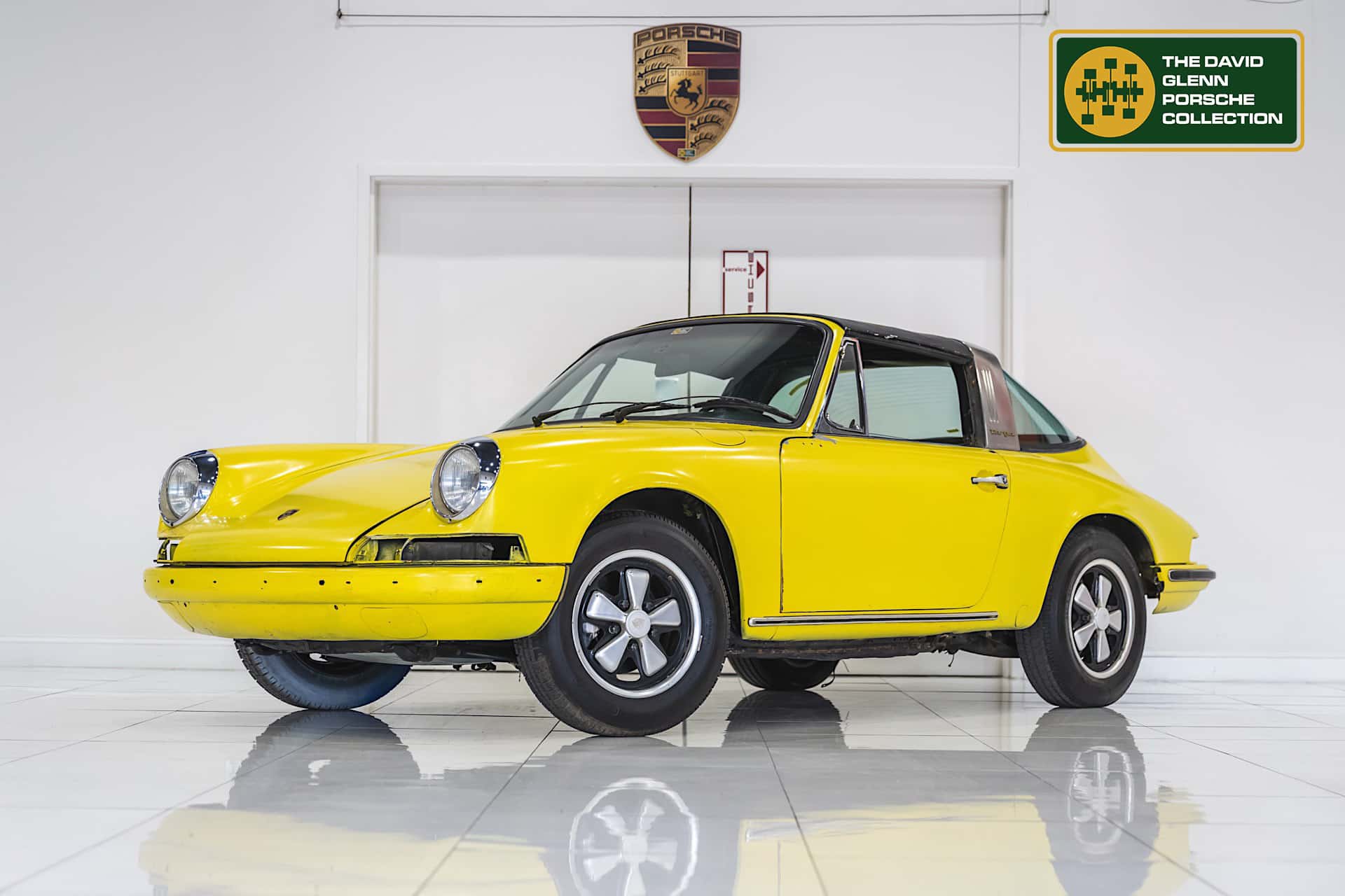 1969 Porsche 911 sold for $59,777