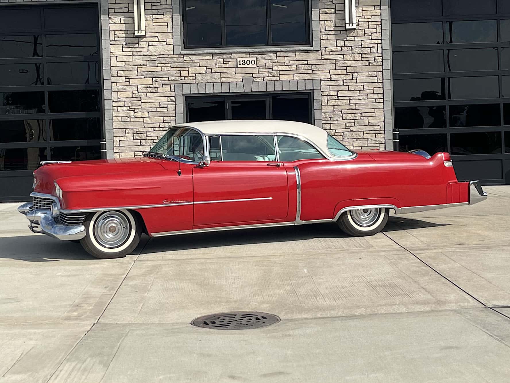 1954 Cadillac Series 62 sold for $17,277