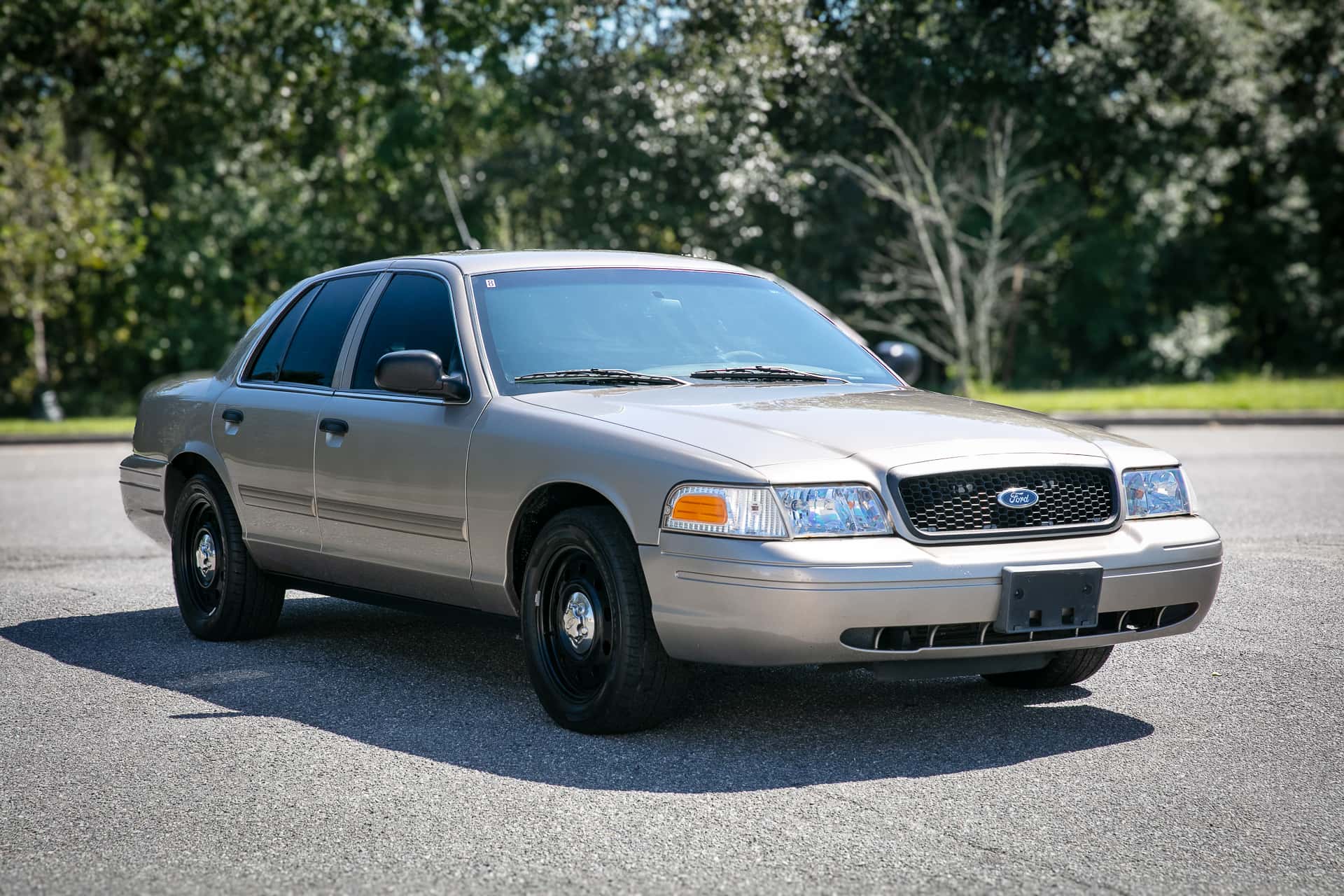 2011 Ford Crown Victoria sold for $5,750