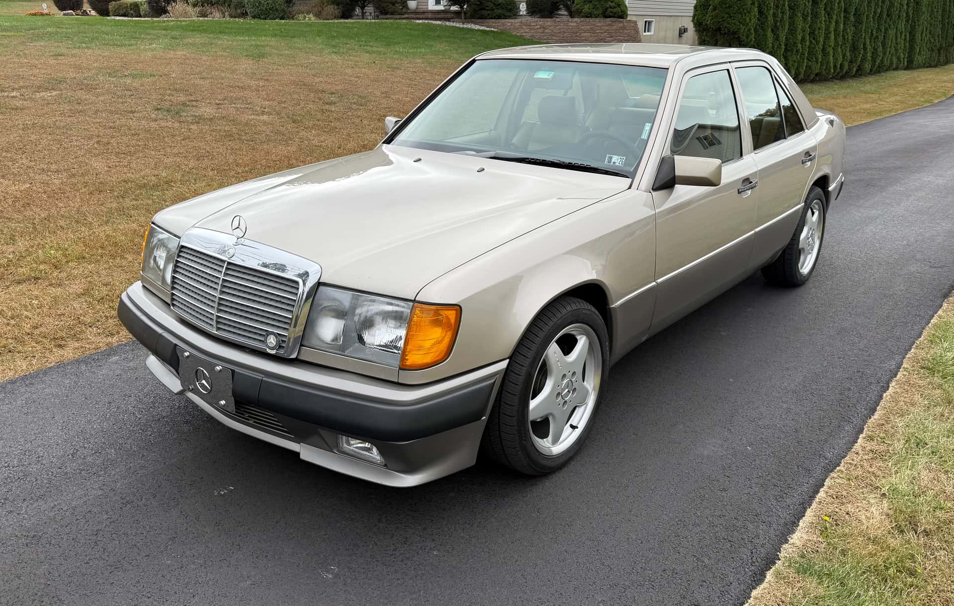 1991 Mercedes-Benz 300D sold for $4,250