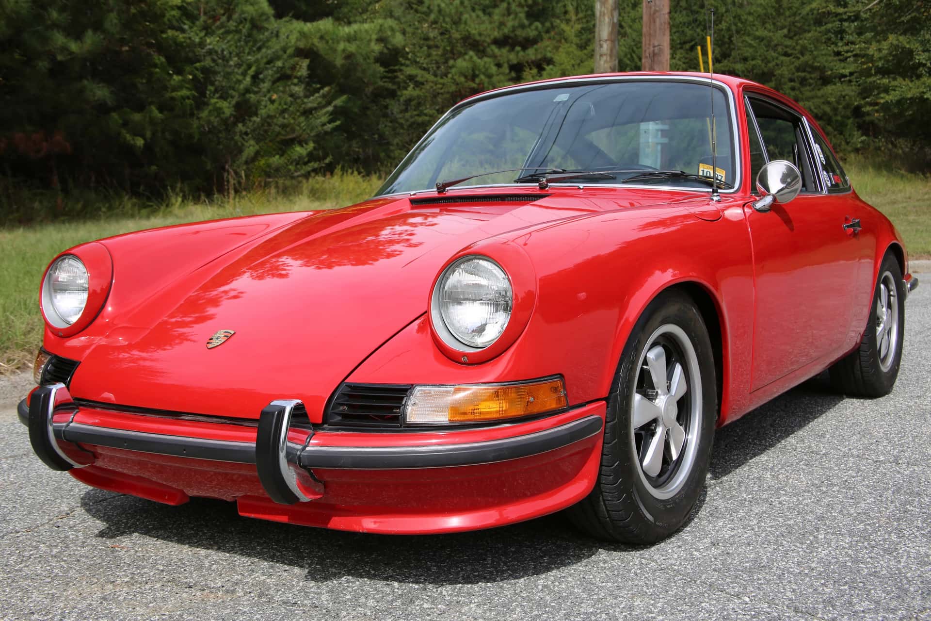 1969 Porsche 911 sold for $35,000